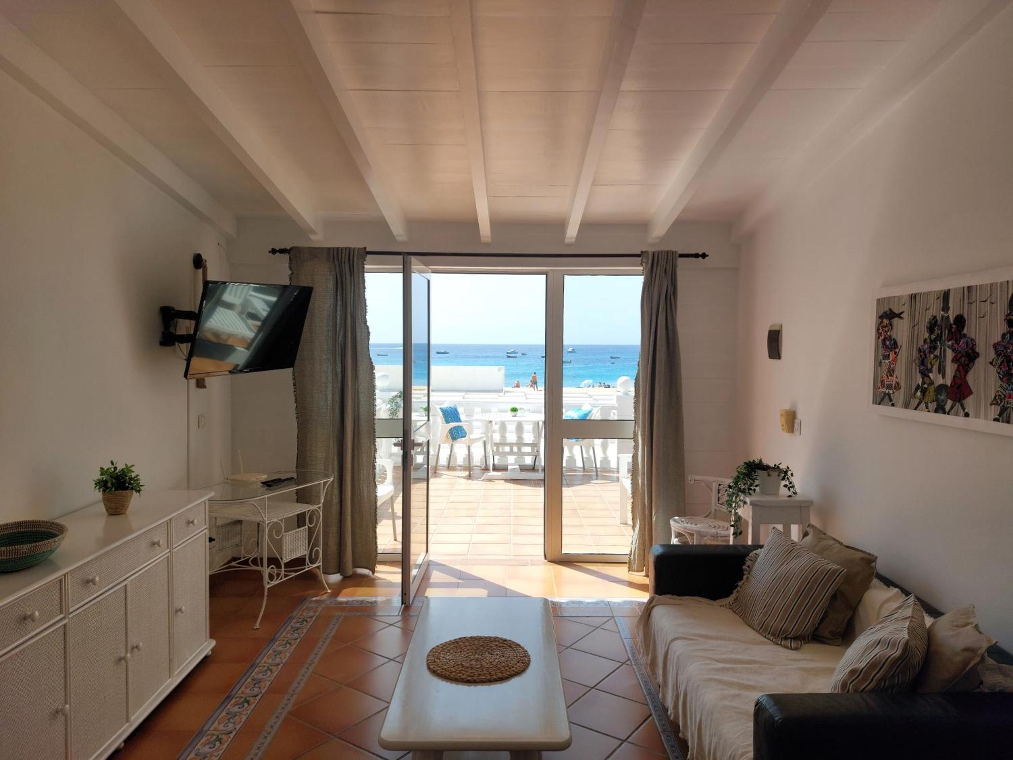 Vista Mar - Seafront Holiday Apartments Santa Maria Esterno foto