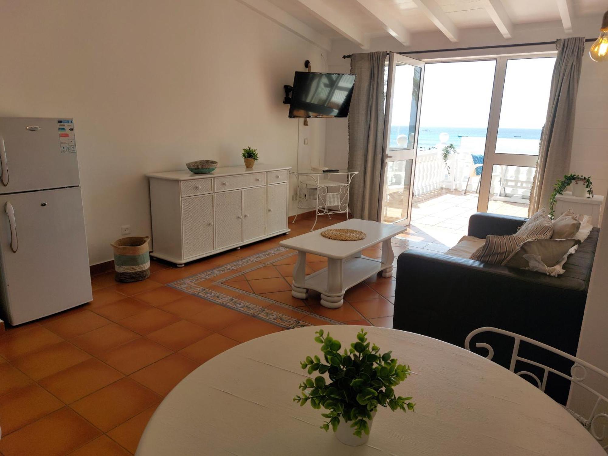 Vista Mar - Seafront Holiday Apartments Santa Maria Esterno foto